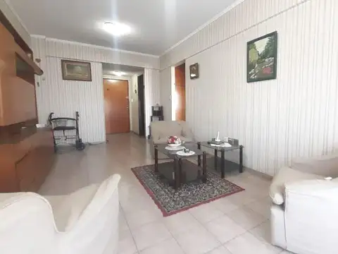 HIPOLITO YRIGOYEN  al 4800