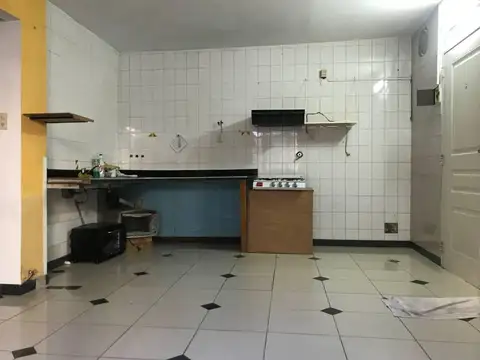 Depto Tipo Casa en Venta en Villa del Parque, USD 118.000