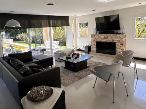 Casa en Venta de 4 dormitorios