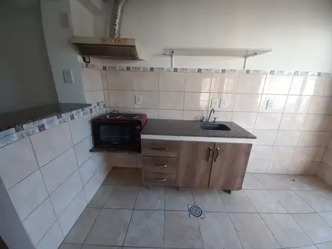 Departamento en Alquiler en Rafael Calzada, $ 400.000