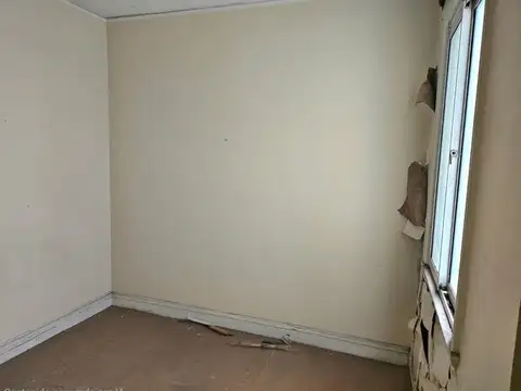 Venta depto. 4 ambientes Recoleta p/ reciclar