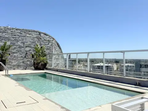 Penthouse Dúplex de categoría Piscina  privada en  Terraza  Propia 3 dormitorios en suite