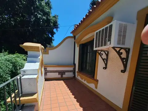 5 AMB + ESCRITORIO - COCHERA - PLAY - 3 BAÑOS - * IMPECABLE ESTADO*