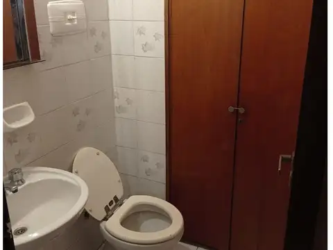 Departamento 5 ambientes con 2 baños