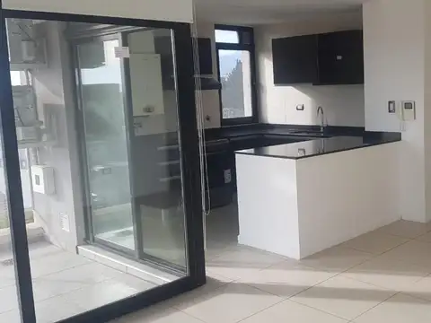 Avenida Presidente Peron 700 , Piso 7