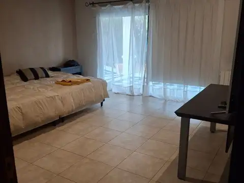 Casa 3 ambientes con 5 baños