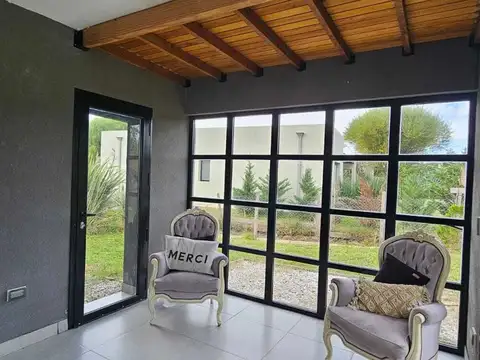 Casa  en Venta en Santa Elena, Pilar del Este, Pilar