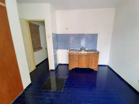 Depto Tipo Casa en Alquiler de 2 ambientes