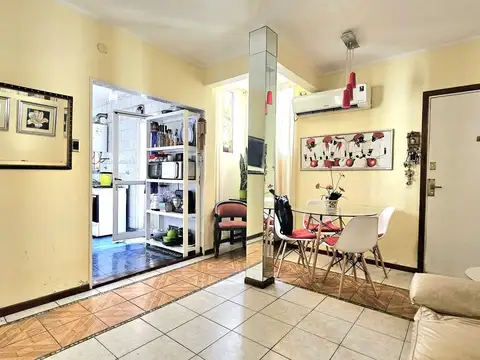 Hidalgo al 200, piso 3