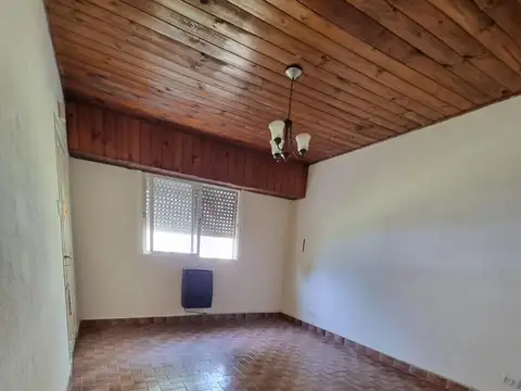 Casa en Venta en Munro, USD 130.000