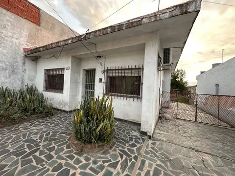 Casa en venta en Merlo