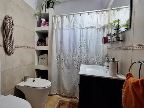 Casa en Castelar – Excelente oportunidad (GD-135)