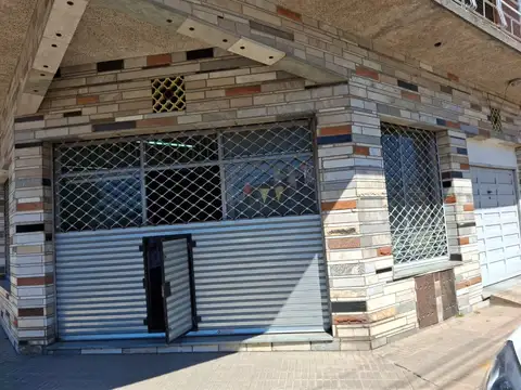 Local en Alquiler en Temperley, $ 450.000