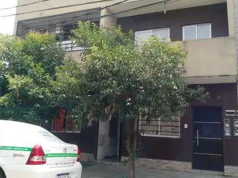 VENTA - Monoambiente - Vicente Lopez - con balcón corrido