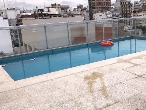 Pacheco de Melo 2100, Piso 1