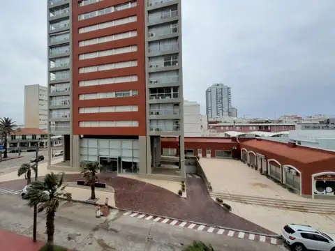 Departamento - Venta - Uruguay, PUNTA DEL ESTE - CALLE 17 (El Estrecho) 203