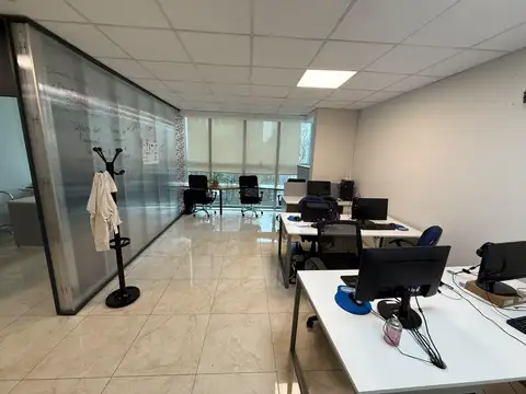 Oficina en Venta en Confluencia, USD 125.000