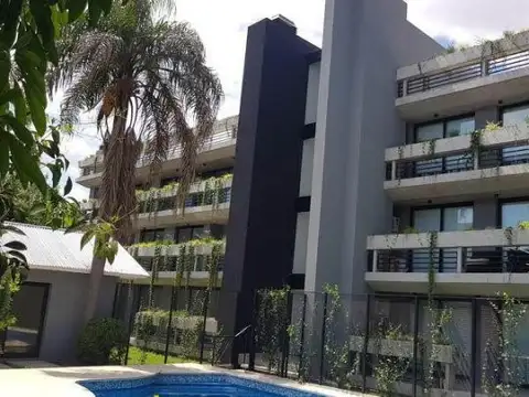 IUC, Presidente Victorino de la Plaza 291, Castelar, Provincia de Buenos Aires, Argentina