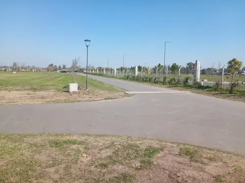 VENTA DE LOTE EN BARRIO VIDA LAGOOM