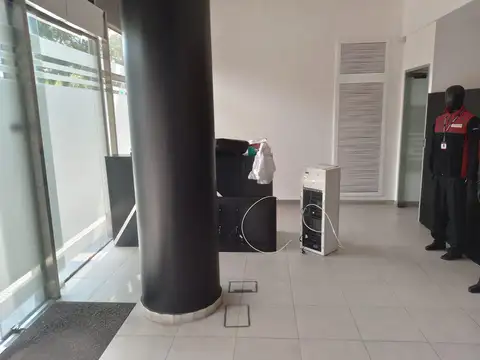 Local en Alquiler en Carlos Pellegrini y Santa Fe, Retiro