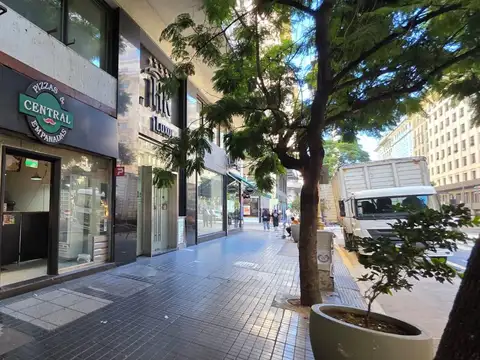 Diagonal Norte al 800