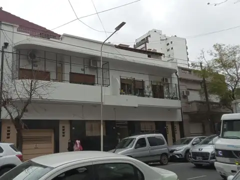 Dto. 3 amb. con patio, Avellaneda ALQUILER