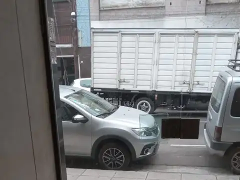 Dto. 3 amb. con patio, Avellaneda ALQUILER