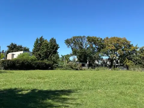 Terreno en Venta en Haras Santa Maria - Los Robles, USD 110.000