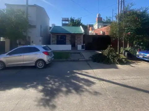 Casa en venta en Moron Sur