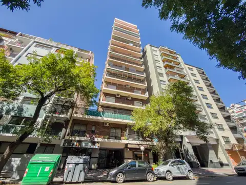 ALQUILER DEPARTAMENTO 3 AMBIENTES CON BALCON COCHERA BAULERA