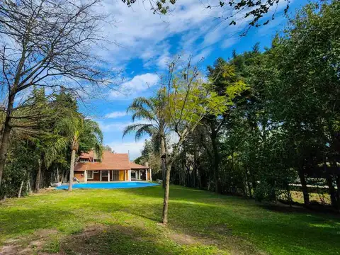 Casa en Alquiler en El Trébol, USD 800