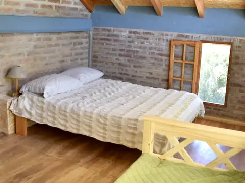 Casa en Alquiler con 1 cochera