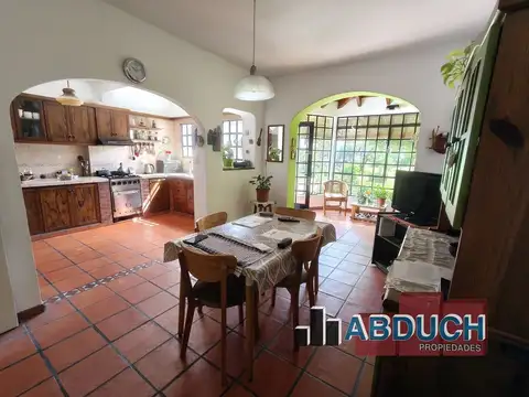 VENTA  CASA 5 AMBIENTES VILLA BALLESTER