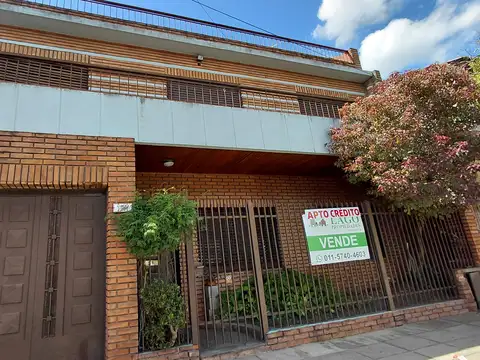 PH AL FRENTE - A RENOVAR - MUY BUENA RELACIÓN PRECIO/M2