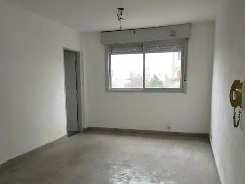 Departamento en Alquiler en Abasto, $ 360.000