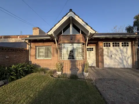 Concejal Nicolás Defilippi 2200, Piso 0