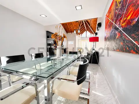 Casa 4 ambientes con 3 baños