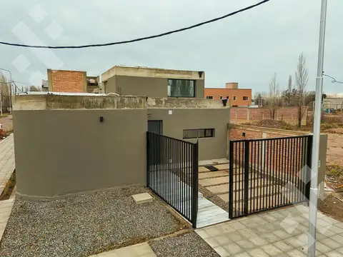 Casa en Venta en Neuquen, Confluencia