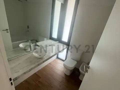 DEPARTAMENTO 2 AMBIENTES CON JARDIN