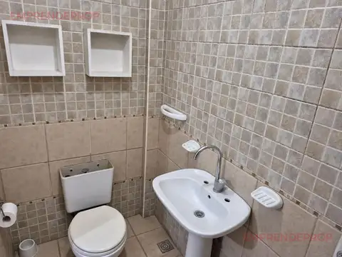 Depto Tipo Casa 4 ambientes con 2 baños