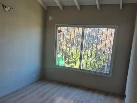 Depto Tipo Casa en Alquiler de 3 dormitorios