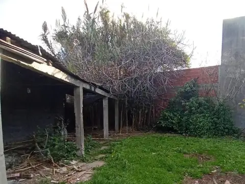 Casa y lote para emprendimiento en  VENTA