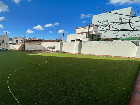 Depto Tipo Casa en Venta de 5 ambientes