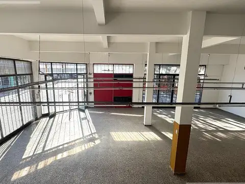 Local Comercial en venta Sobre avenida 24 en Berazategui, ideal inversor