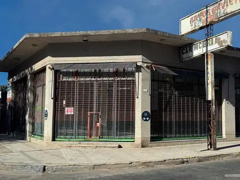 Local Comercial en venta Sobre avenida 24 en Berazategui, ideal inversor