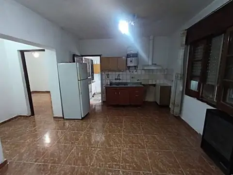 VENTA CASA  INTERNA 2 DORMITORIOS, PATIO Y TERRAZA