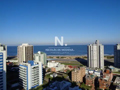 PENT HOUSE EN TORRE DE CATEGORÍA