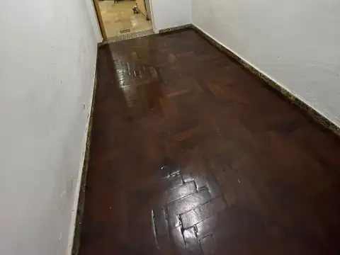 Depto Tipo Casa en Venta 56 años