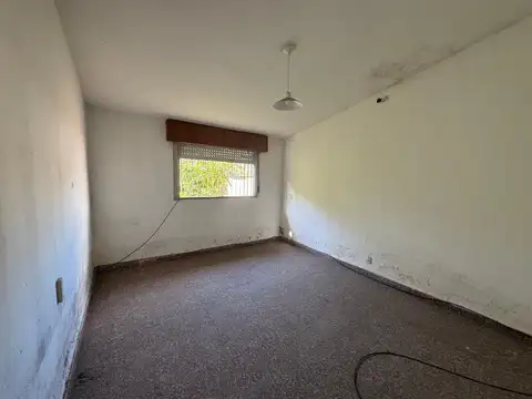 Casa en Venta en Bernal Oeste, USD 46.000