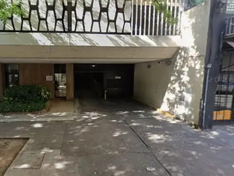 COCHERA EN VENTA ZONA CENTRO